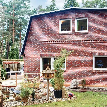 4 Bedroom Gorgeous Home In Berlin